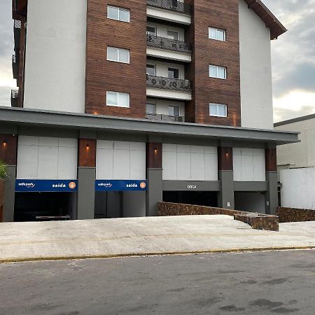 Mrg - Moderno 2D - Vita Boulevard A 2 Minutos Da Rua Coberta Gramado Bagian luar foto